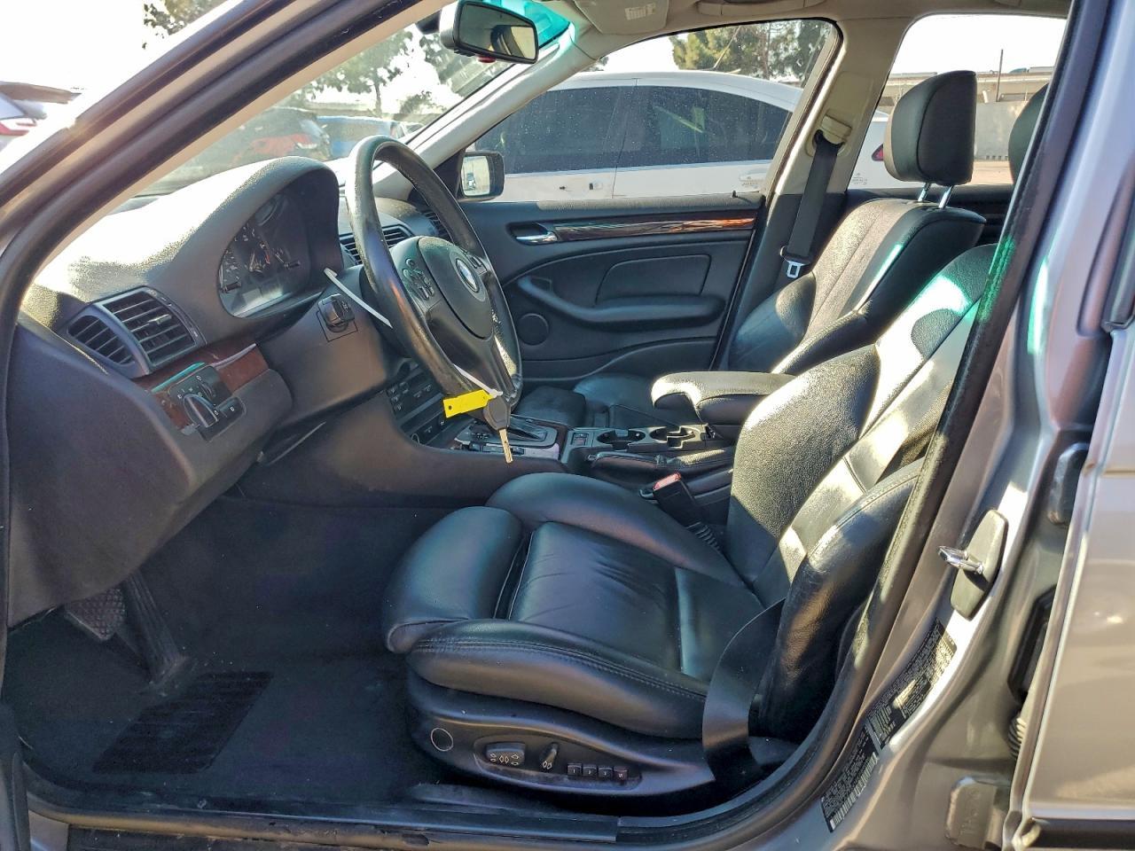 2004 BMW 3 SERIES