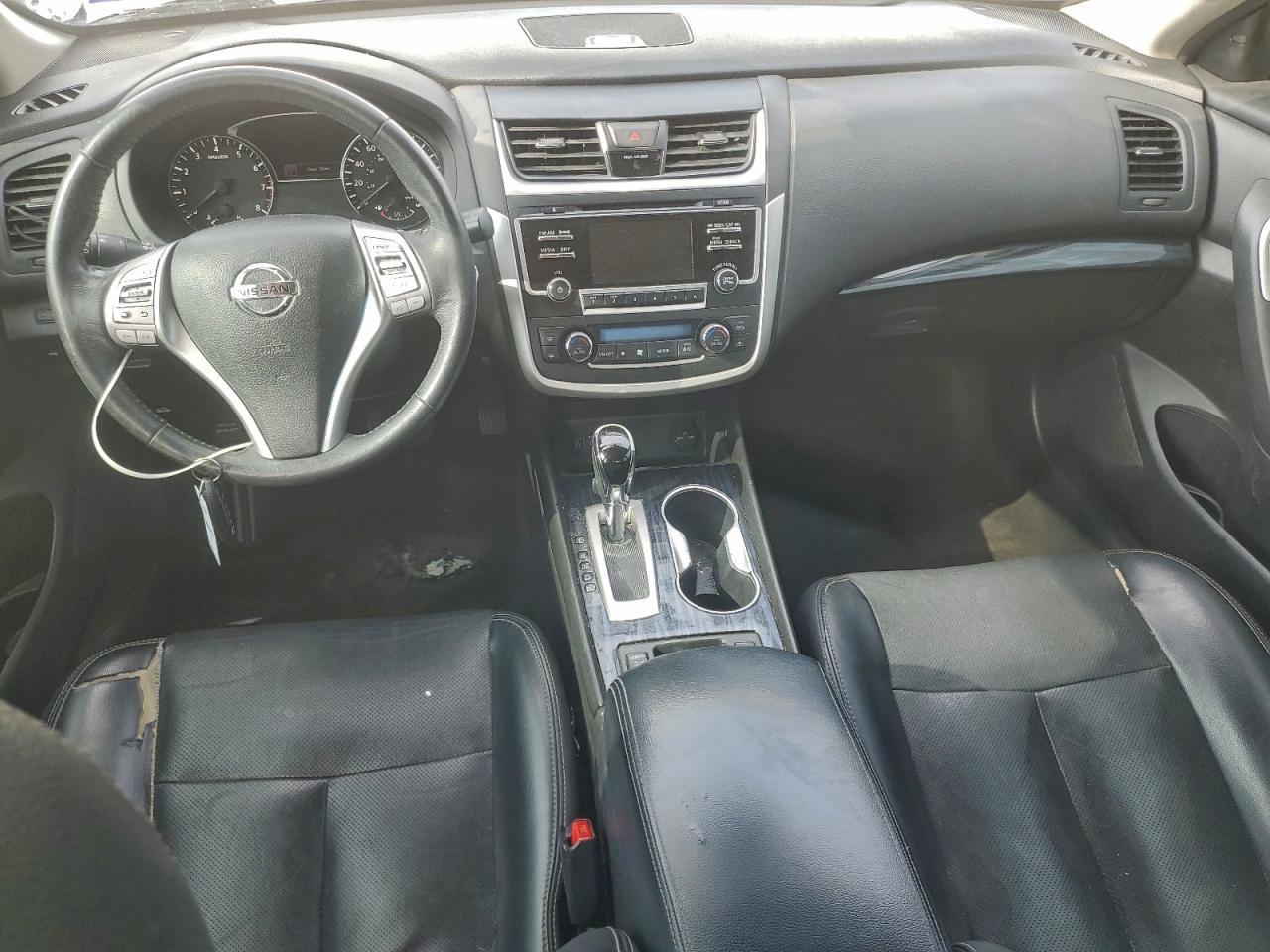 2017 NISSAN ALTIMA