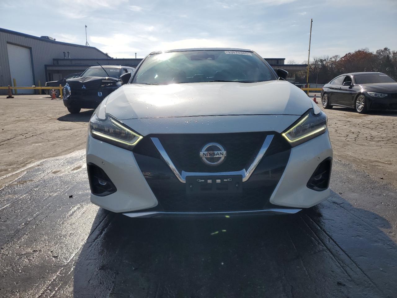 2019 NISSAN Maxima
