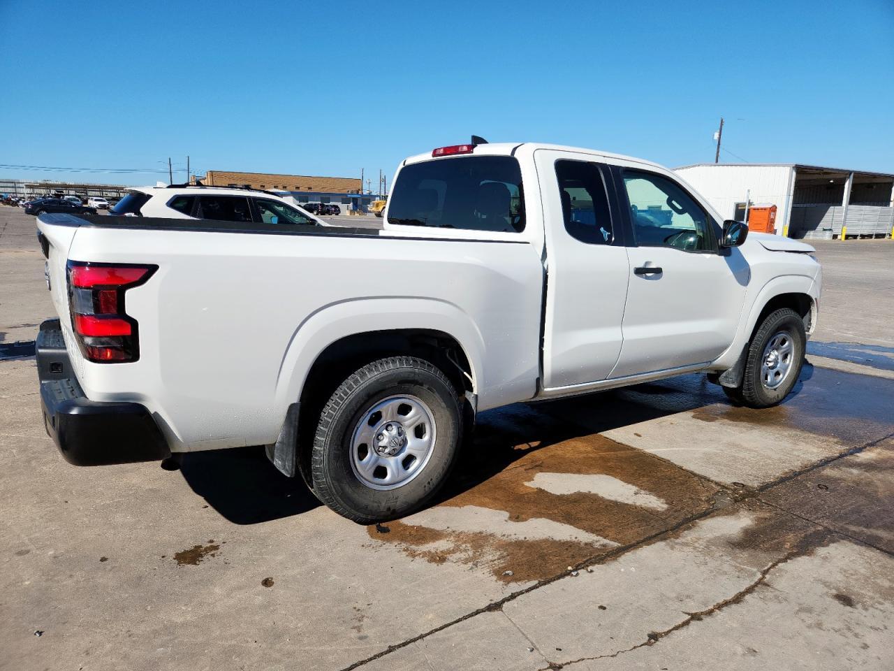 2024 NISSAN Frontier