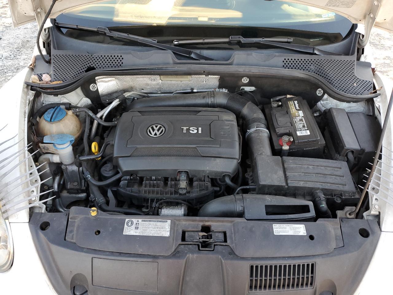 2014 VOLKSWAGEN Beetle