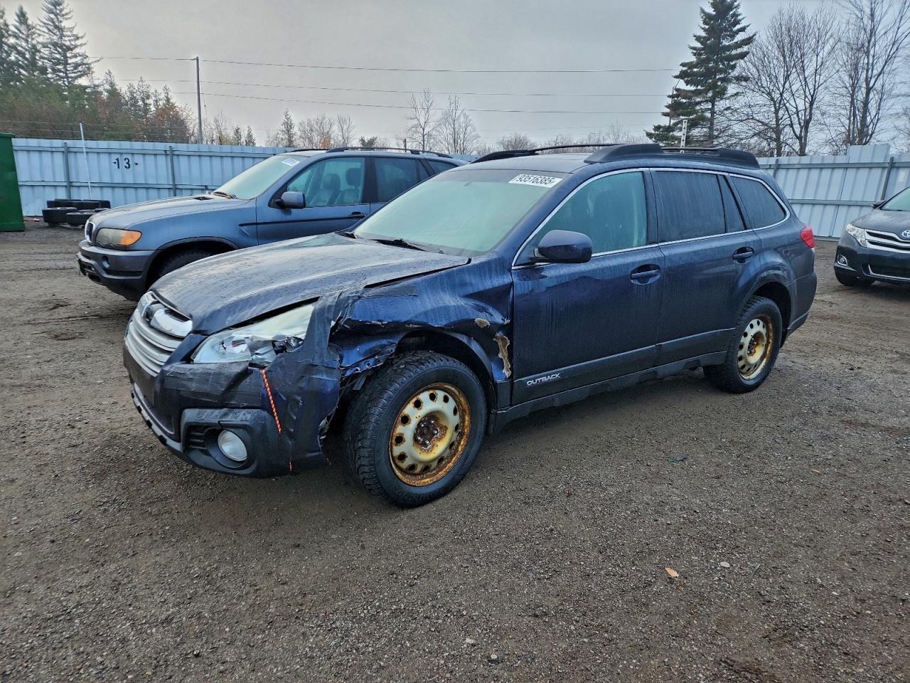 2013 SUBARU Outback