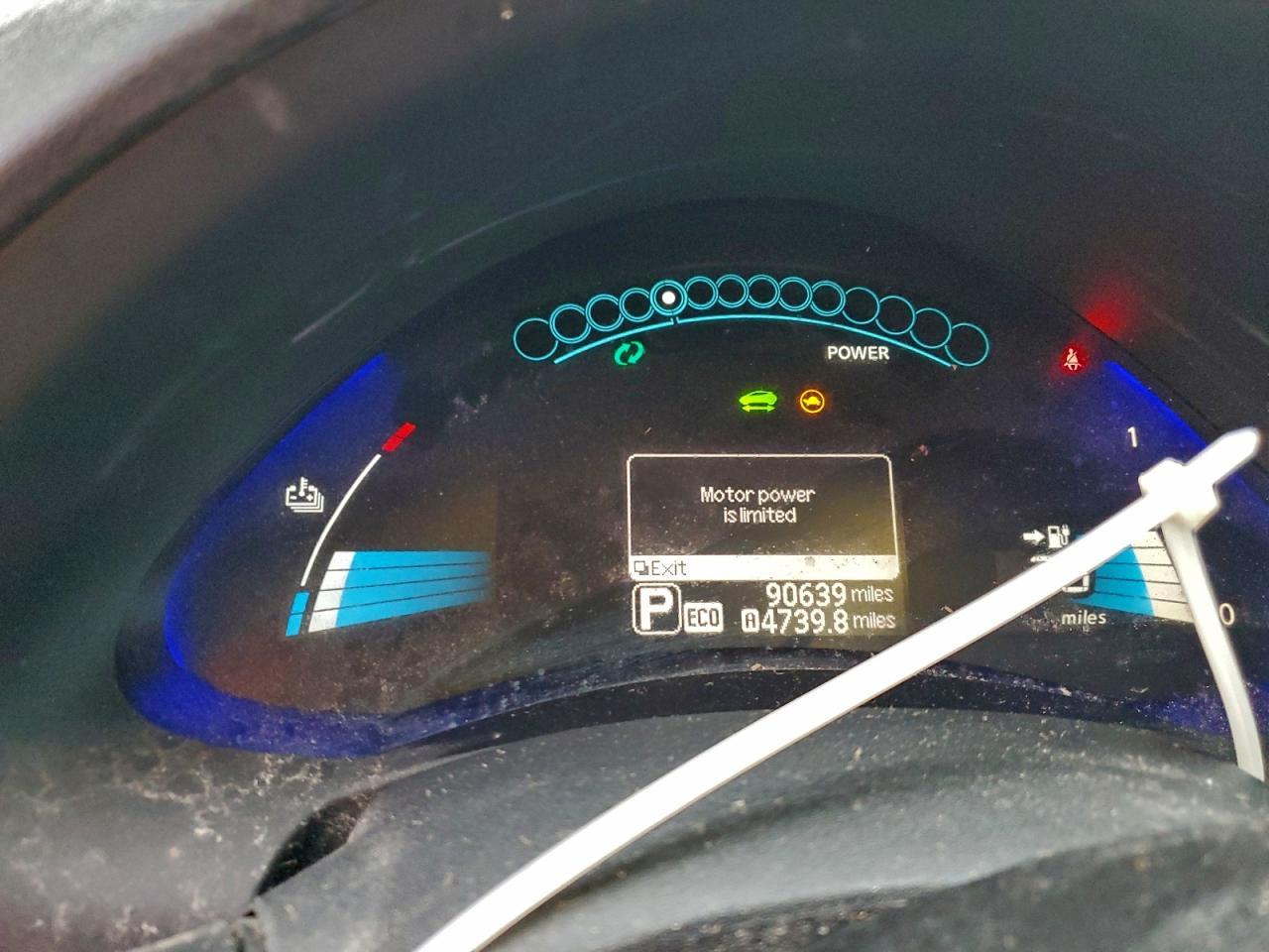 2017 NISSAN LEAF