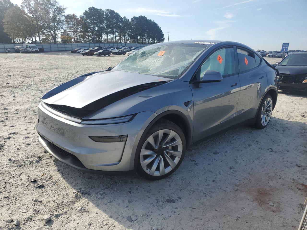 2026 TESLA MODEL Y