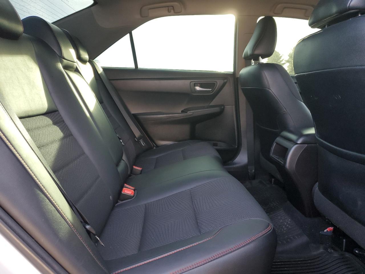 2017 TOYOTA CAMRY