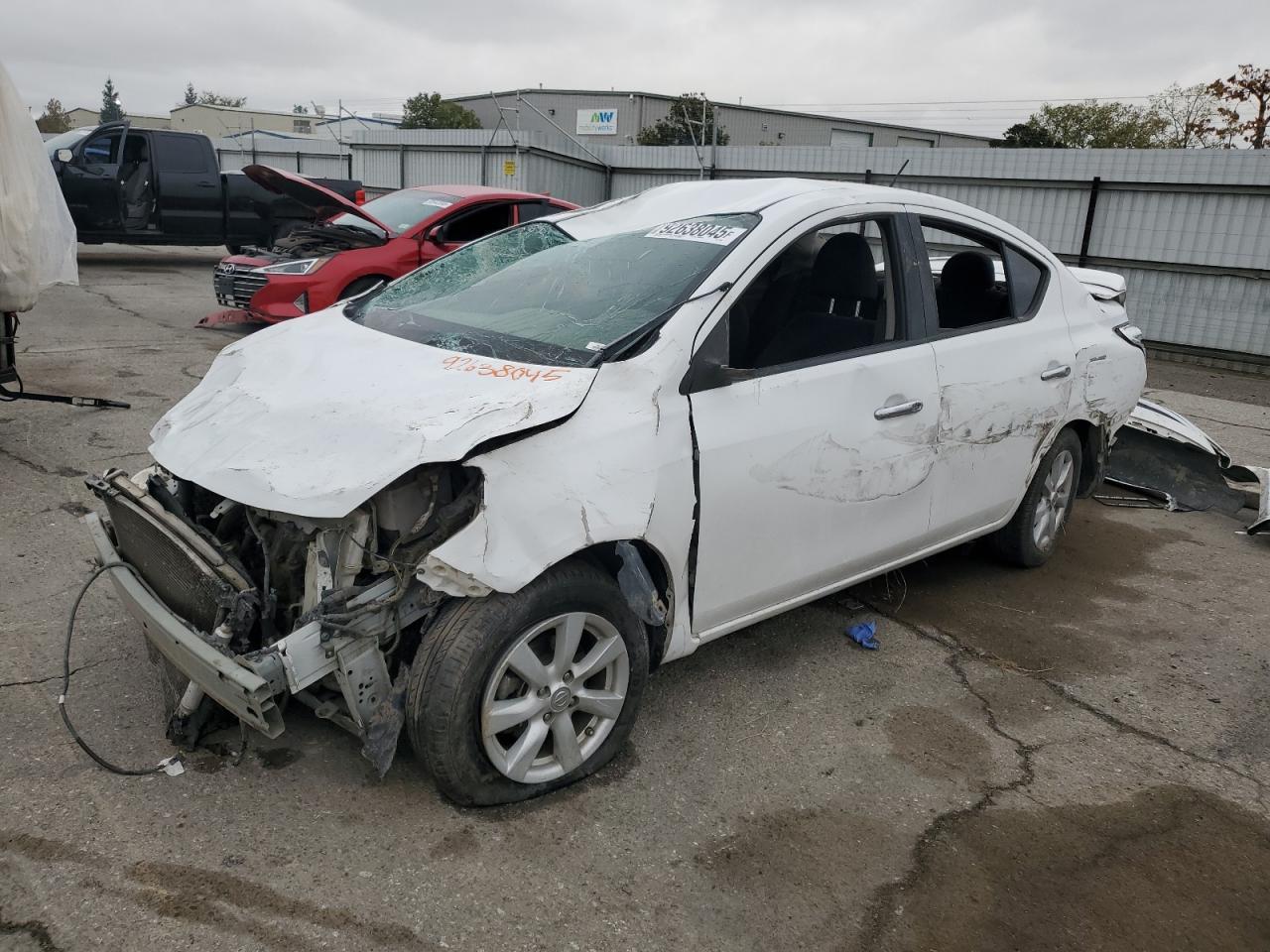 2014 NISSAN VERSA