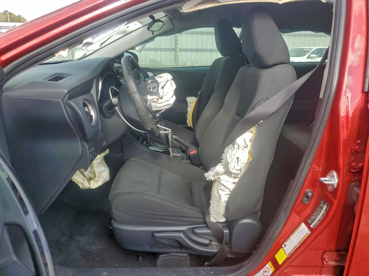 2017 TOYOTA COROLLA