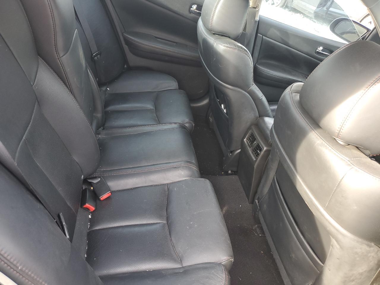 2012 NISSAN Maxima