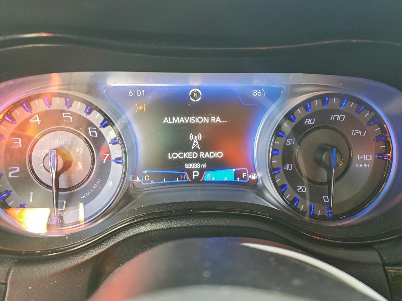 2019 CHRYSLER 300