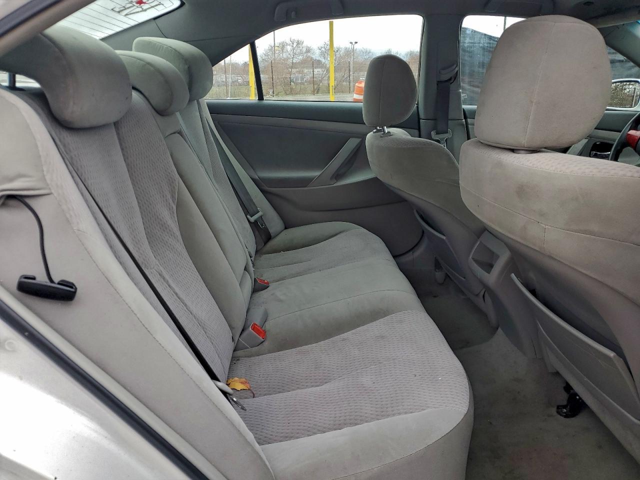 2010 TOYOTA CAMRY