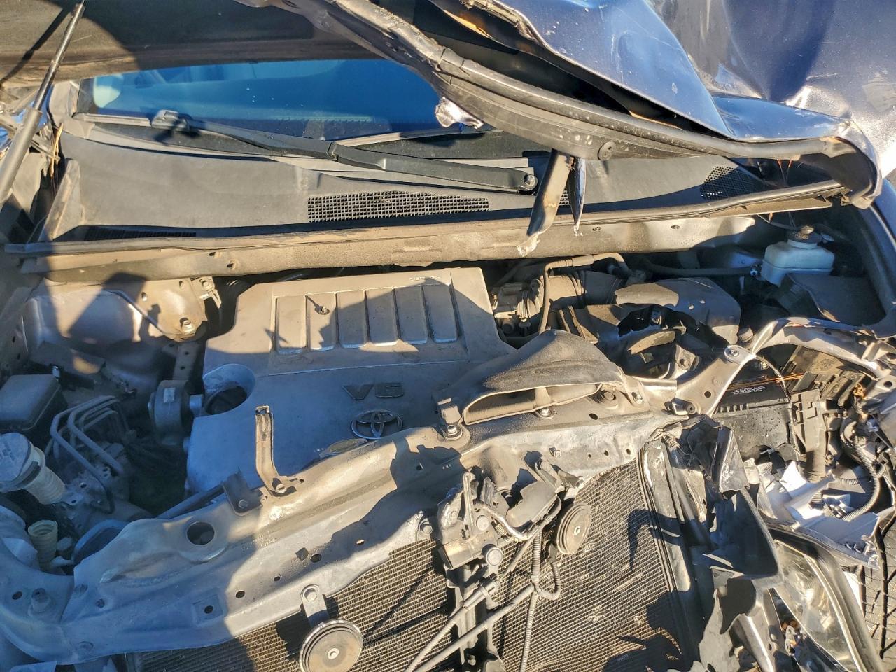 2010 TOYOTA HIGHLANDER
