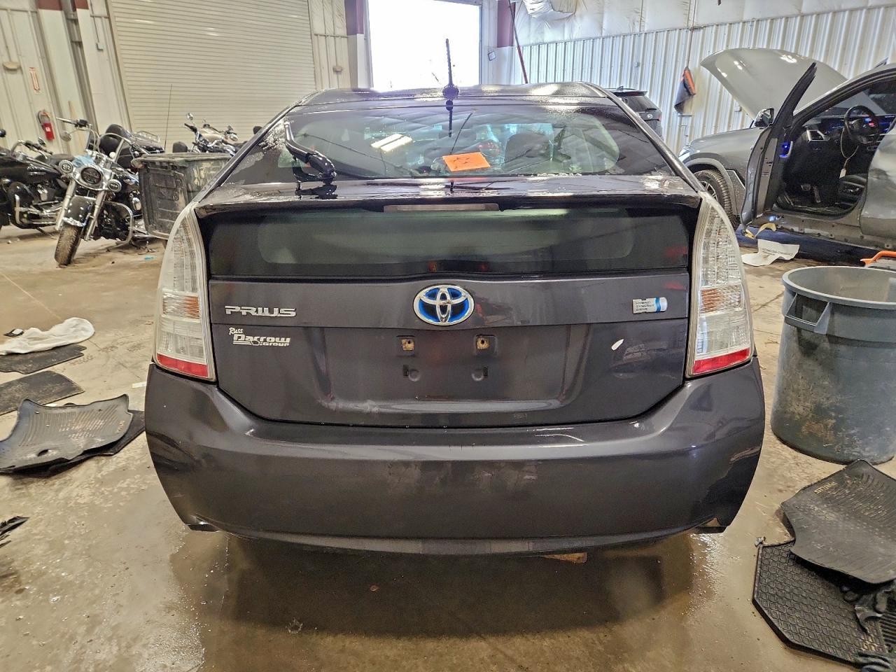 2011 TOYOTA PRIUS