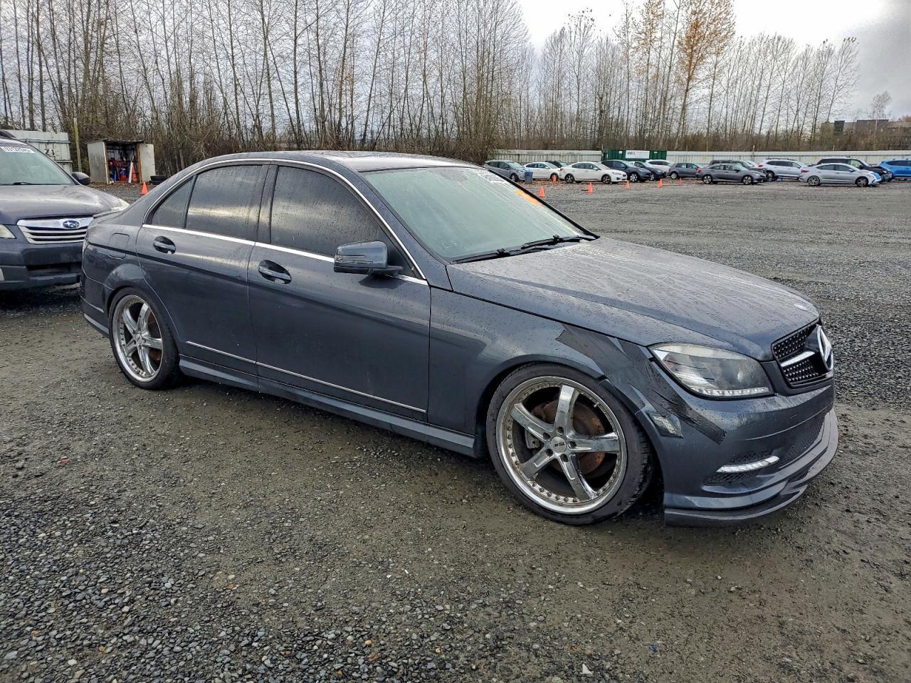2011 MERCEDES-BENZ C-CLASS