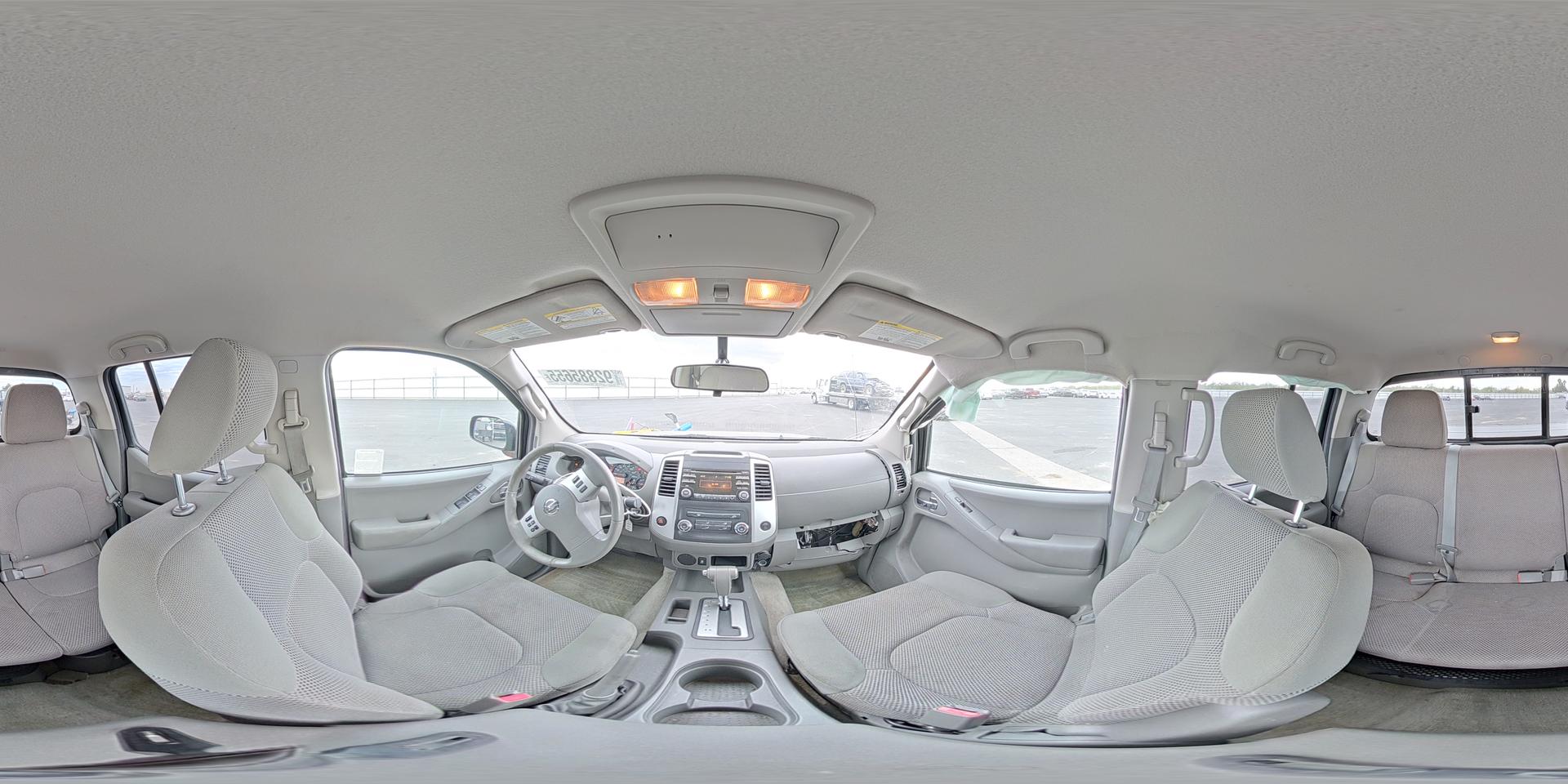 2014 NISSAN Frontier
