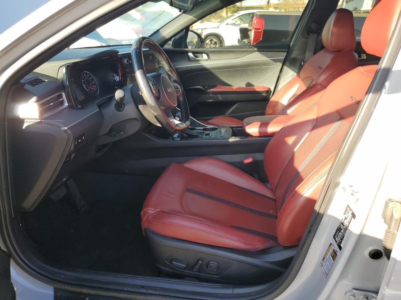 2022 KIA K5