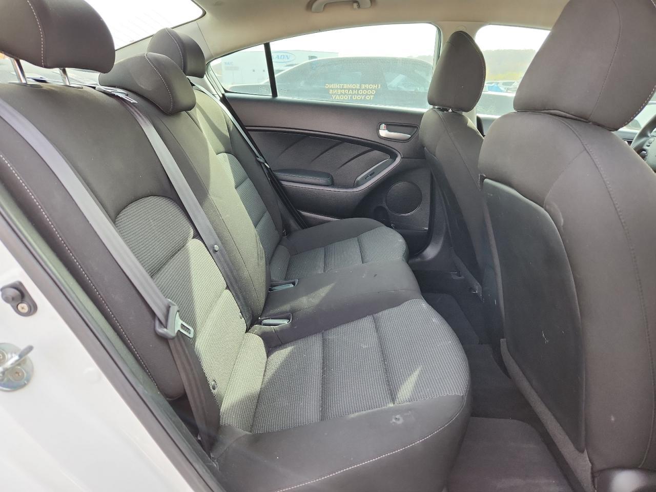 2017 KIA FORTE