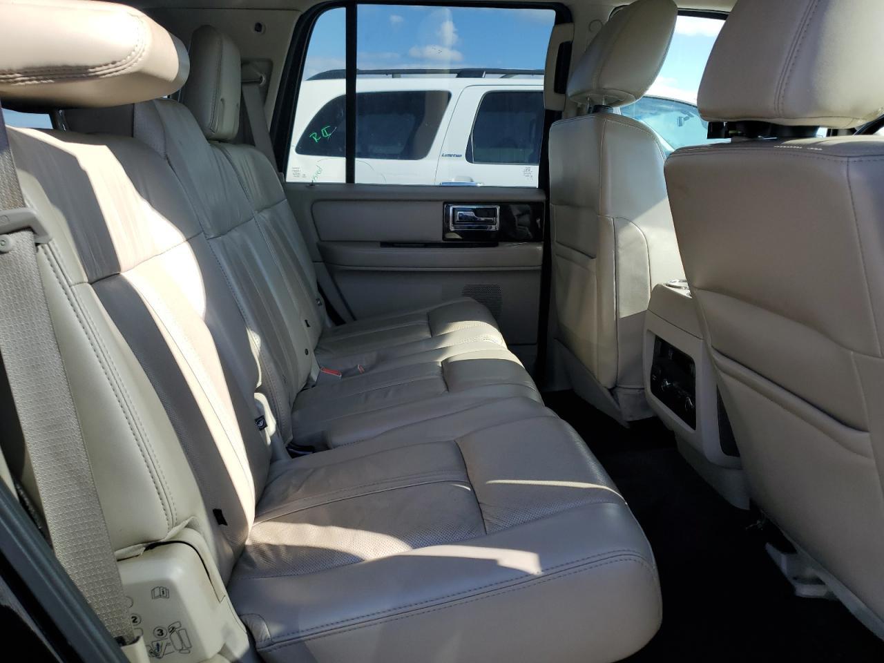 2017 LINCOLN Navigator