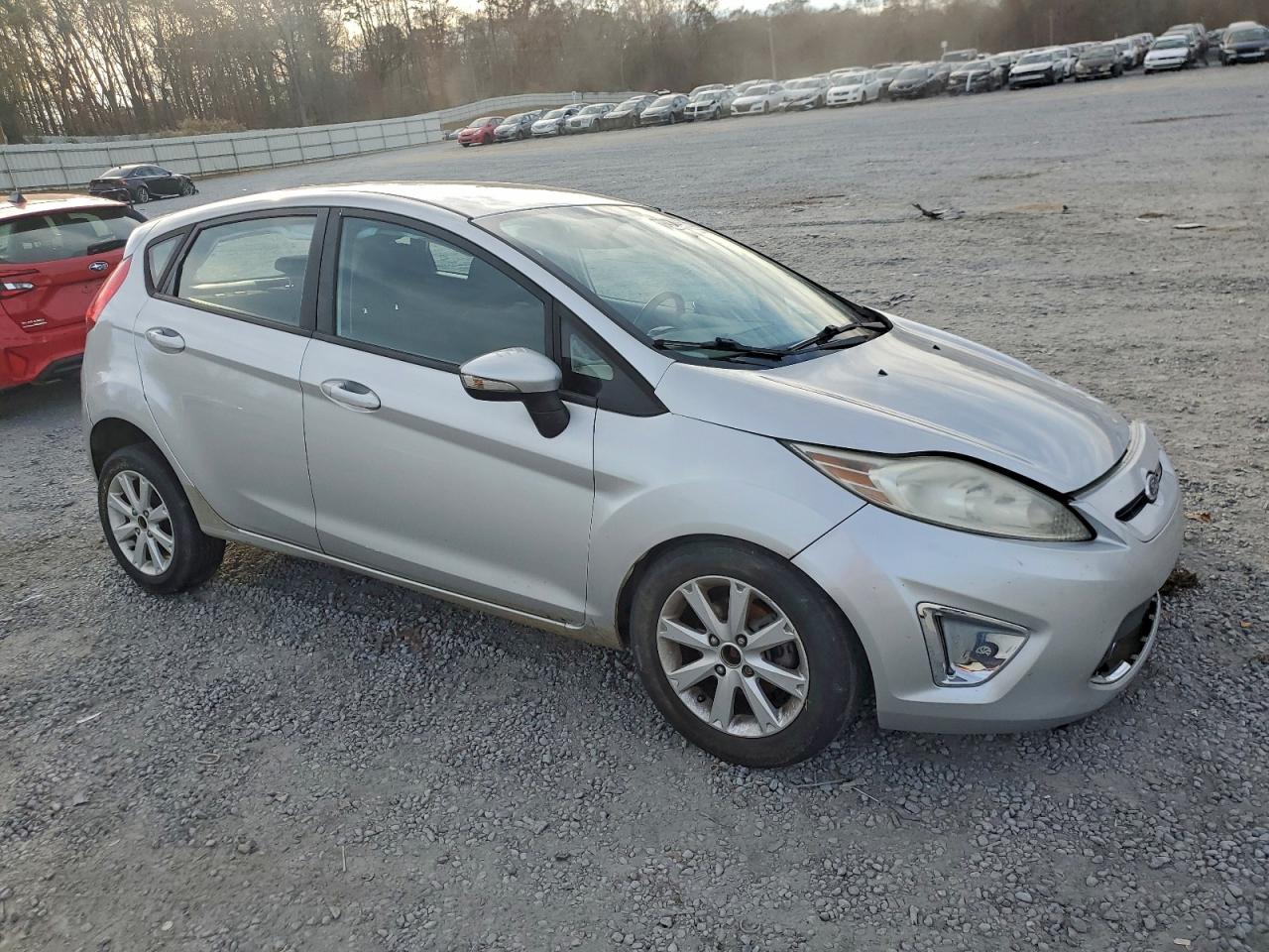 2011 FORD Fiesta
