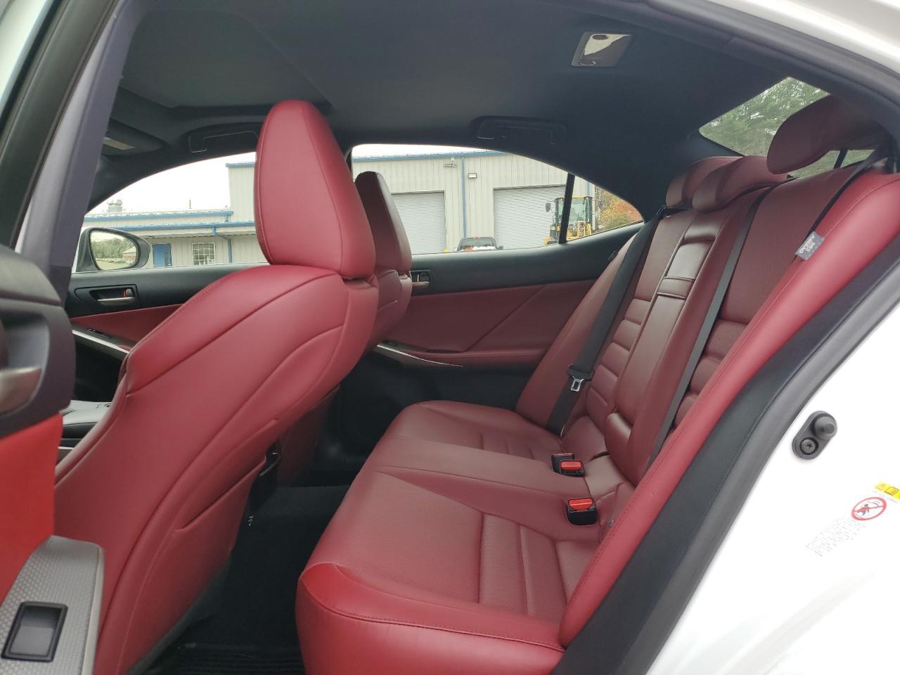2017 LEXUS IS 300