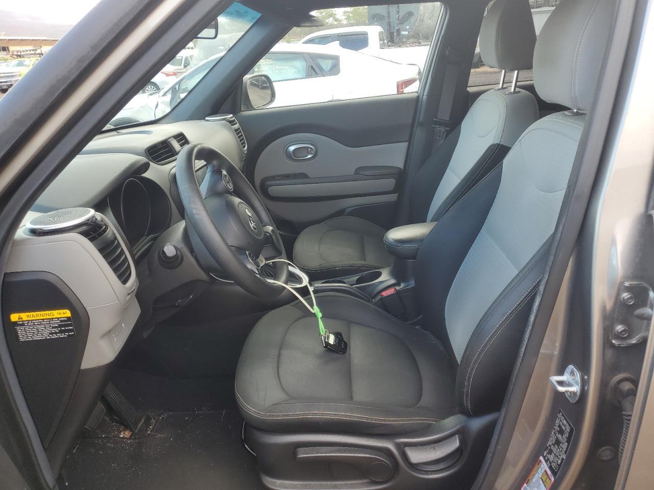 2016 KIA SOUL
