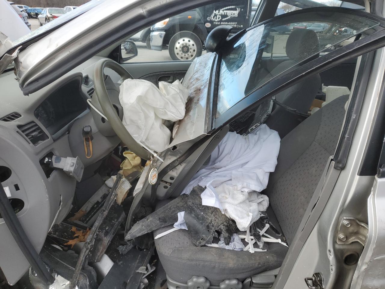 2004 KIA RIO