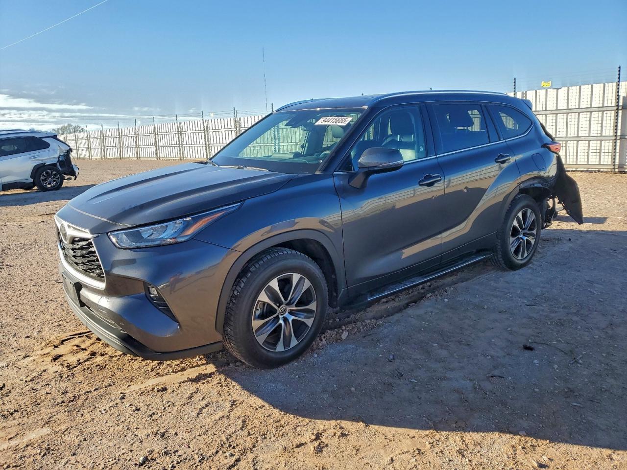 2020 TOYOTA HIGHLANDER