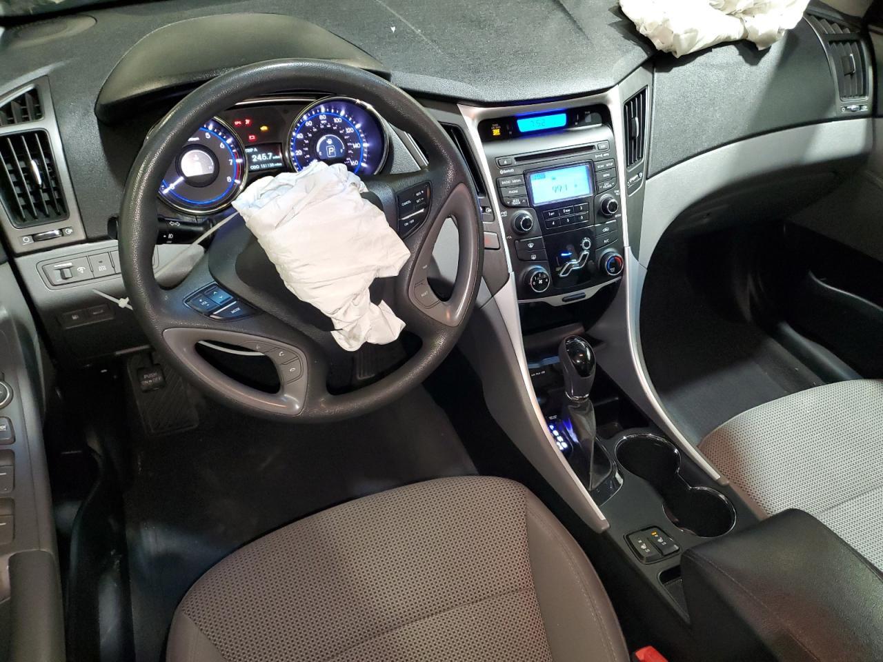 2013 HYUNDAI SONATA