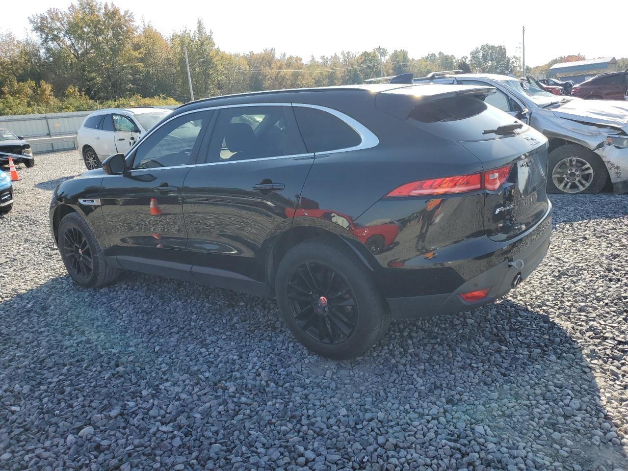 2017 JAGUAR F-Pace