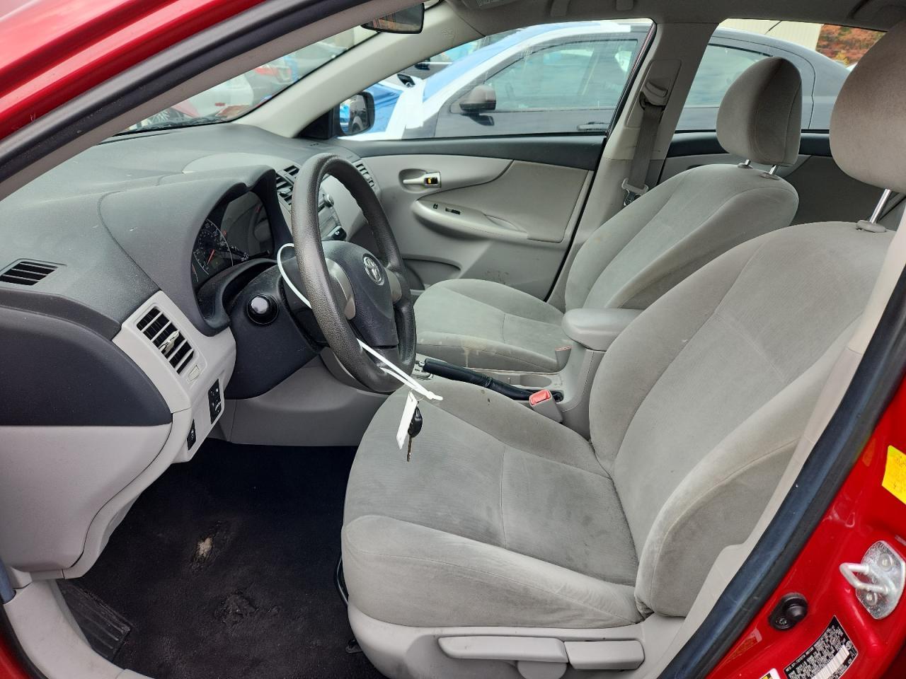 2011 TOYOTA COROLLA