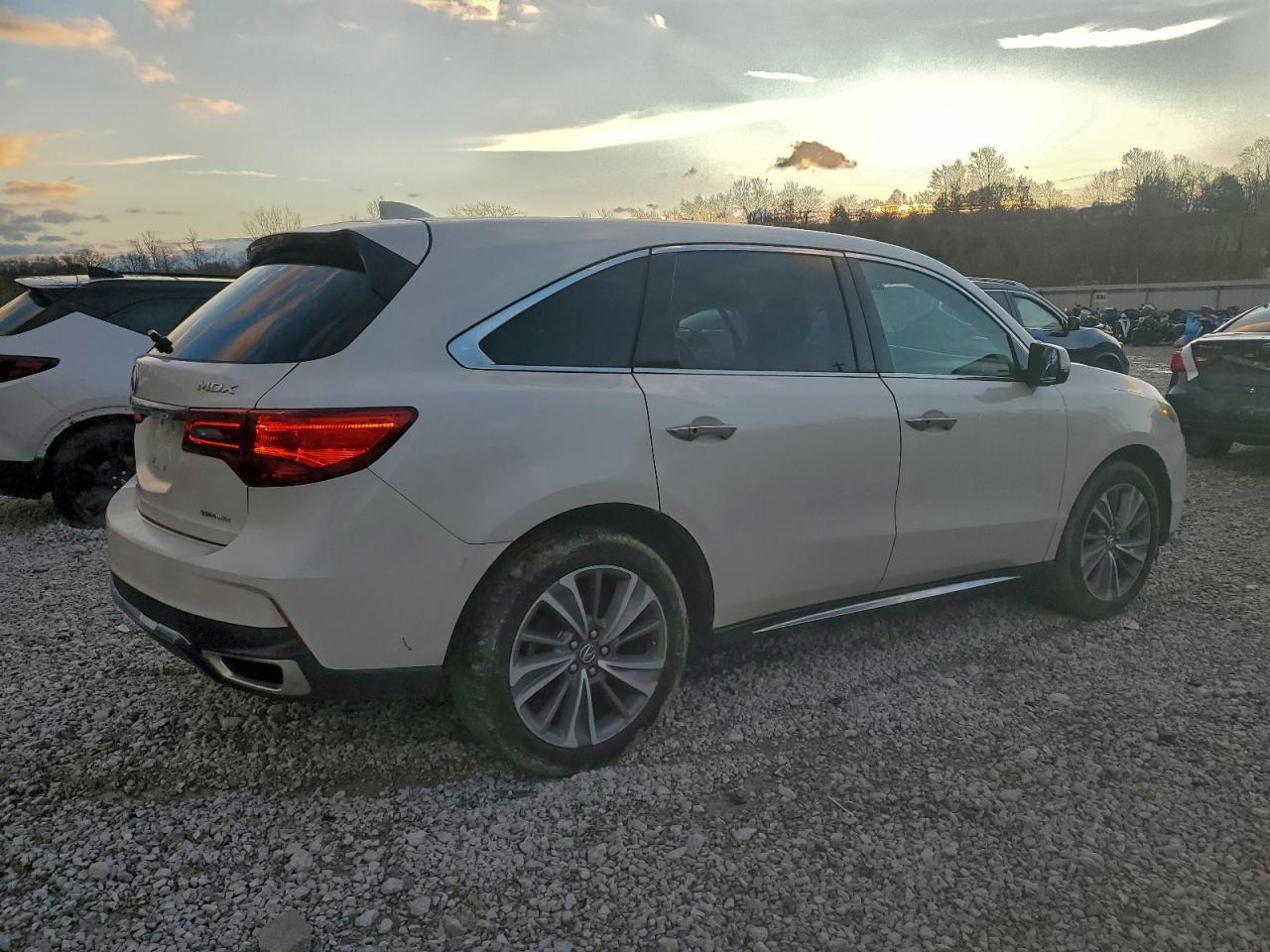 2018 ACURA MDX