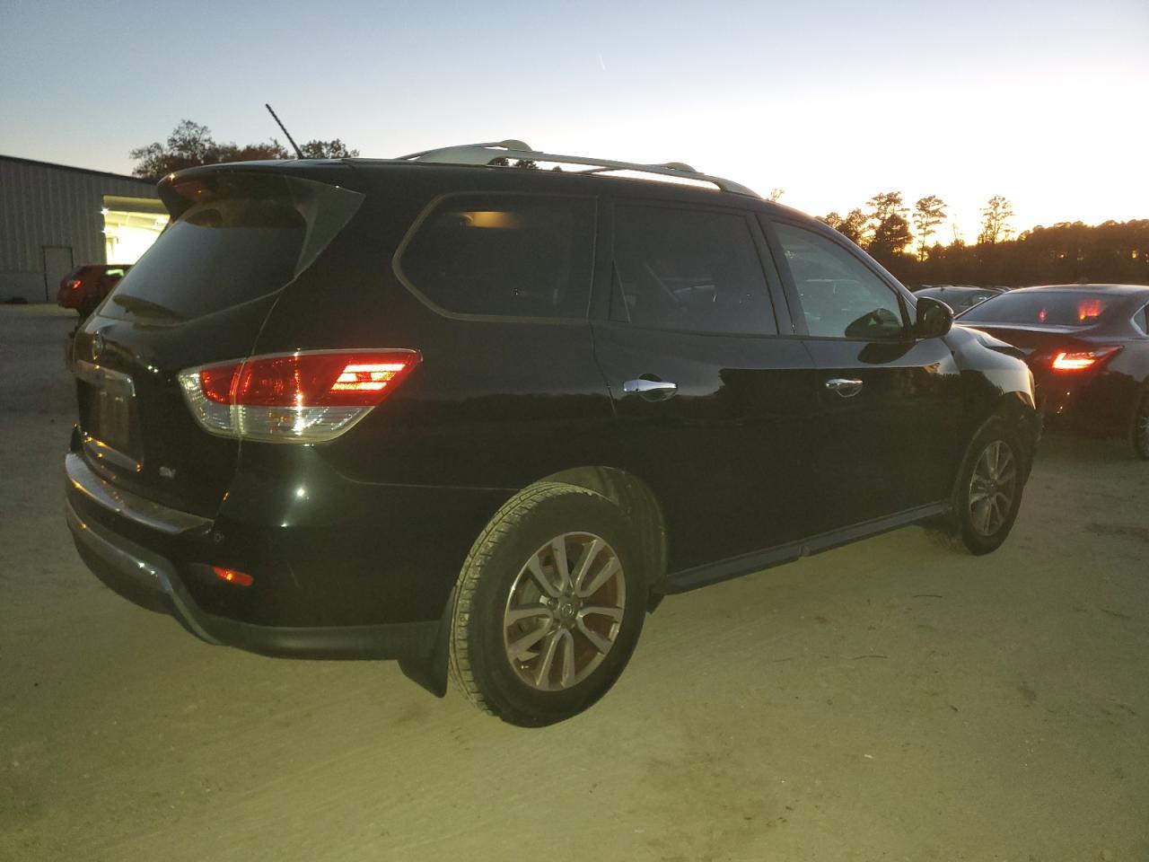 2015 NISSAN PATHFINDER