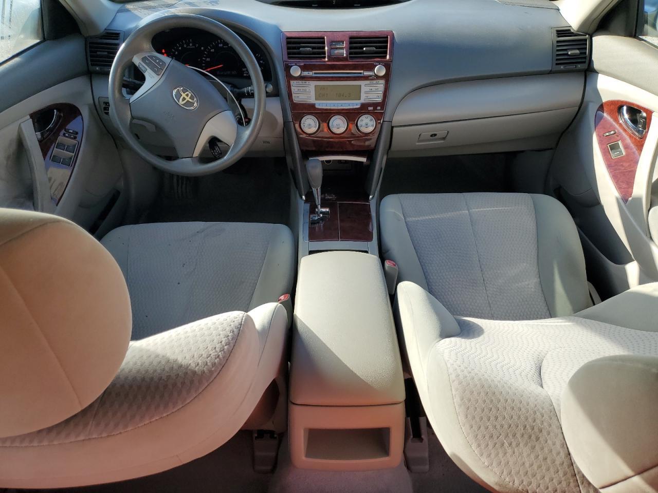 2011 TOYOTA CAMRY