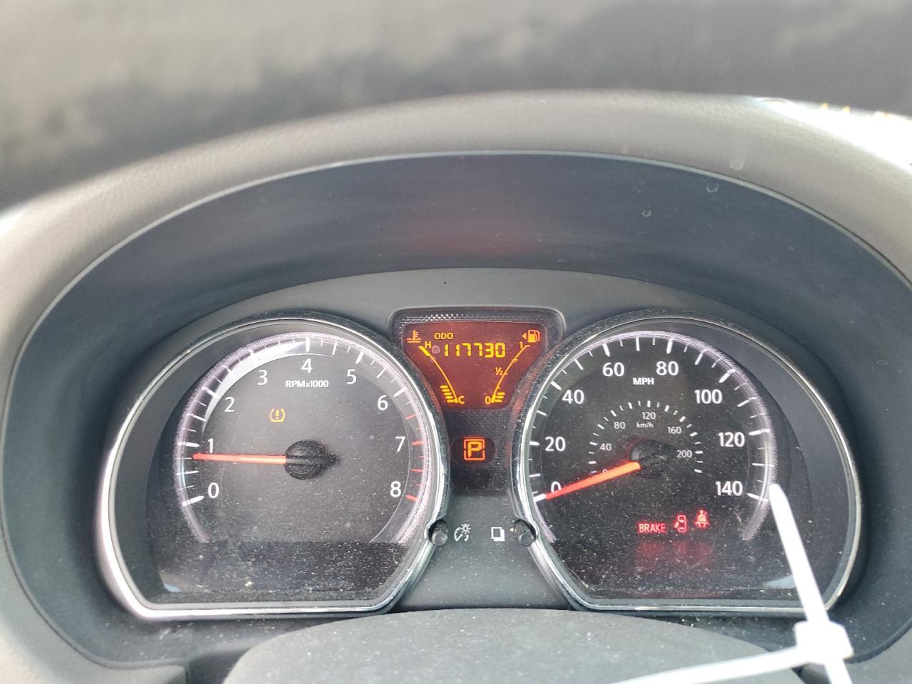 2013 NISSAN VERSA