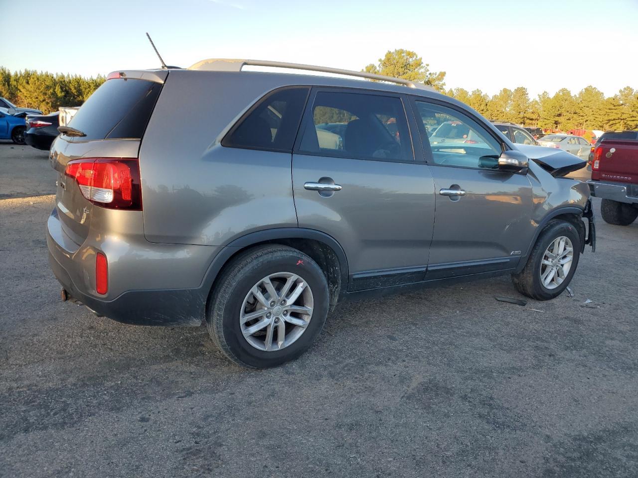 2015 KIA SORENTO