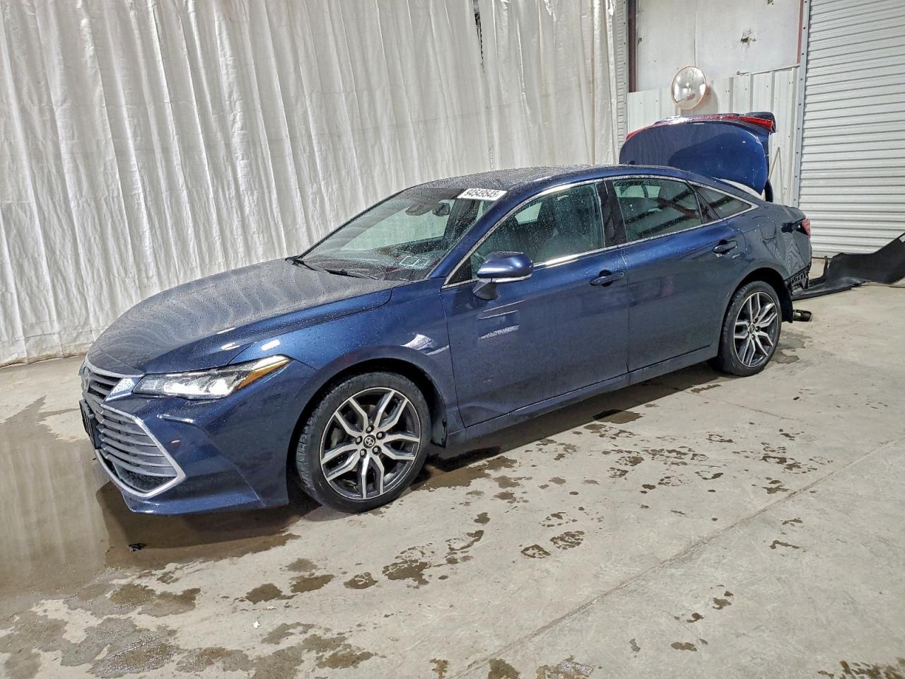 2019 TOYOTA Avalon