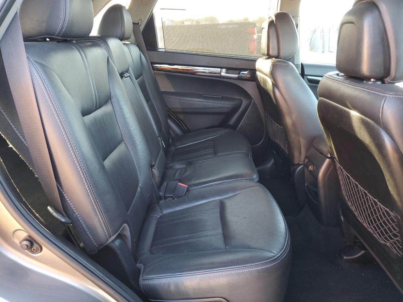 2015 KIA SORENTO