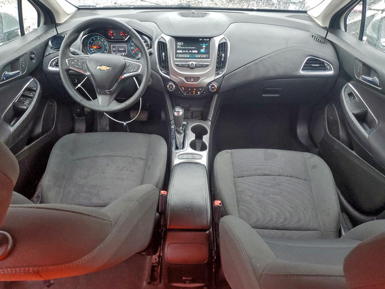 2017 CHEVROLET CRUZE