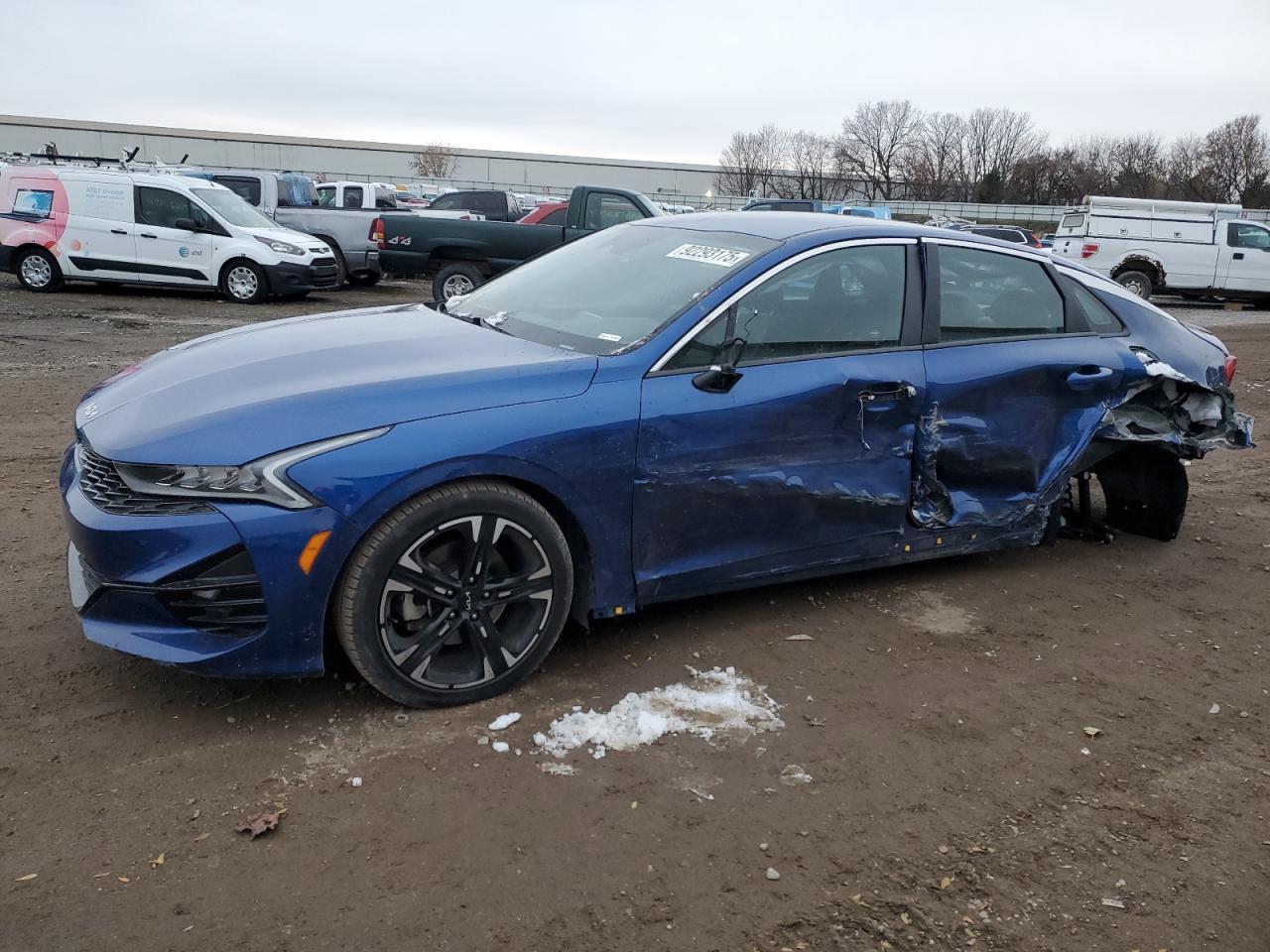 2022 KIA K5
