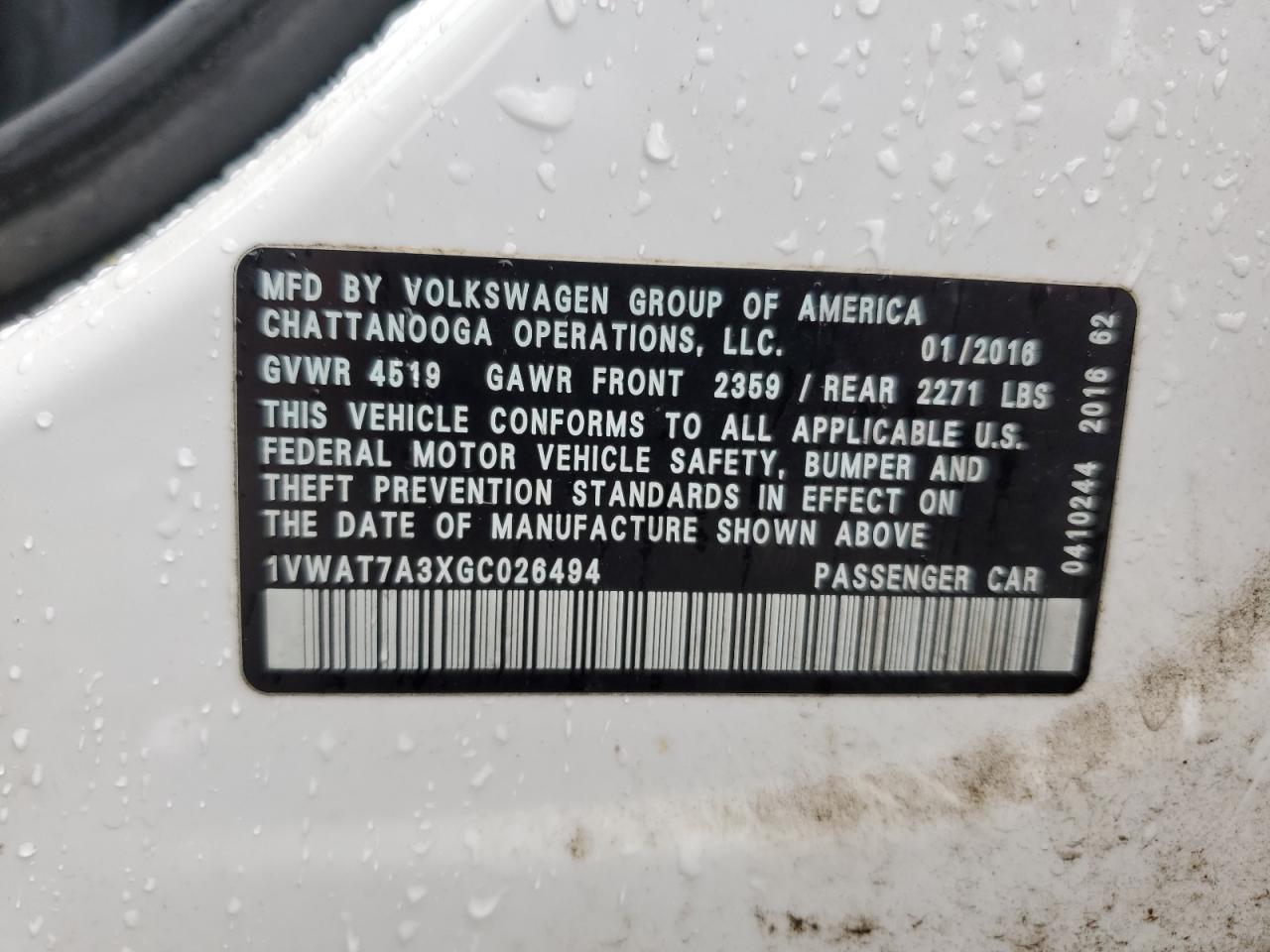 2016 VOLKSWAGEN Passat