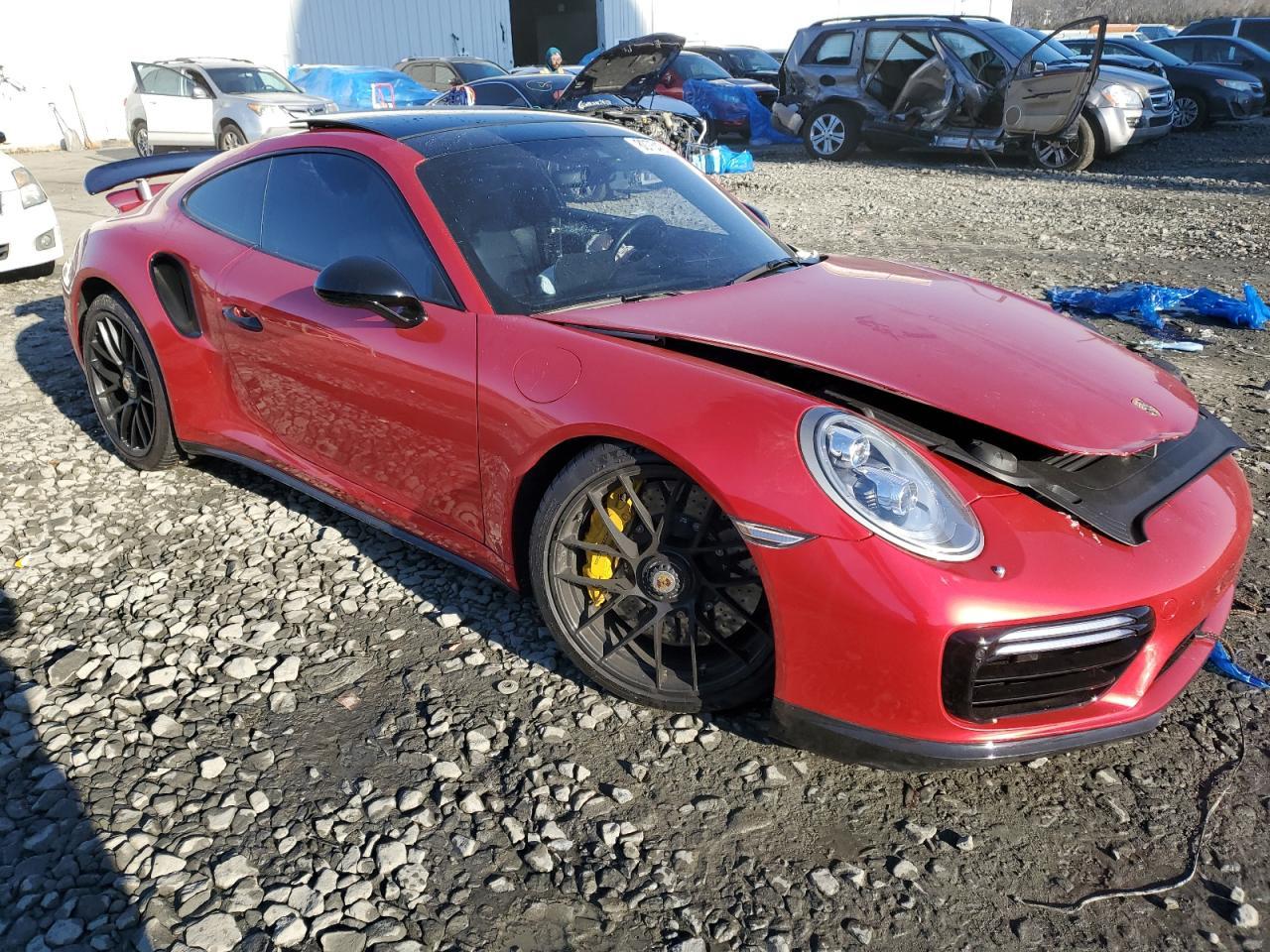 2018 PORSCHE 911