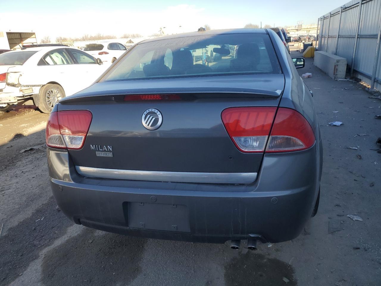 2010 MERCURY Milan
