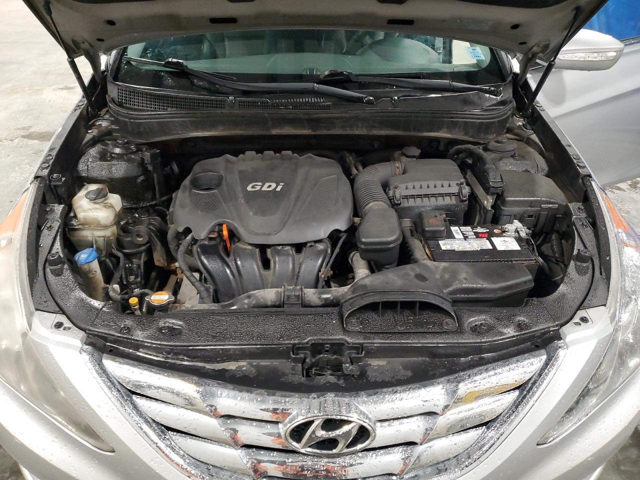 2011 HYUNDAI SONATA