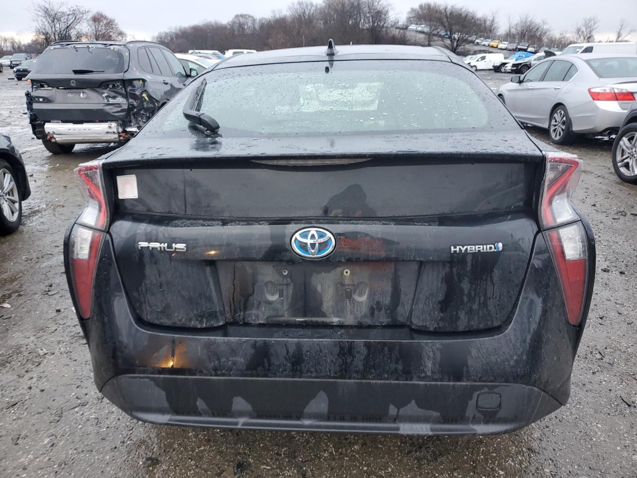 2017 TOYOTA PRIUS
