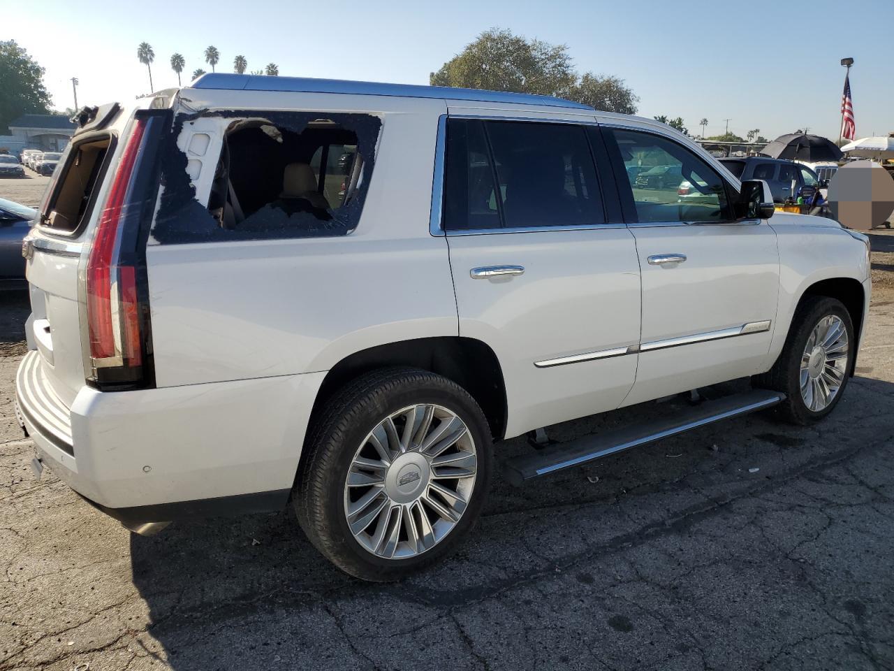 2018 CADILLAC ESCALADE