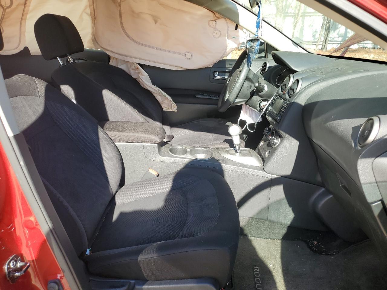 2015 NISSAN ROGUE