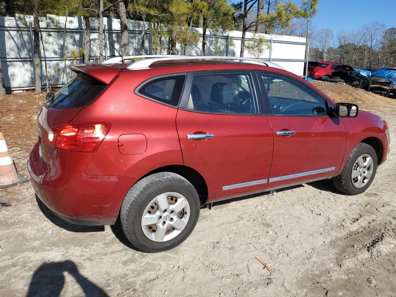 2015 NISSAN ROGUE