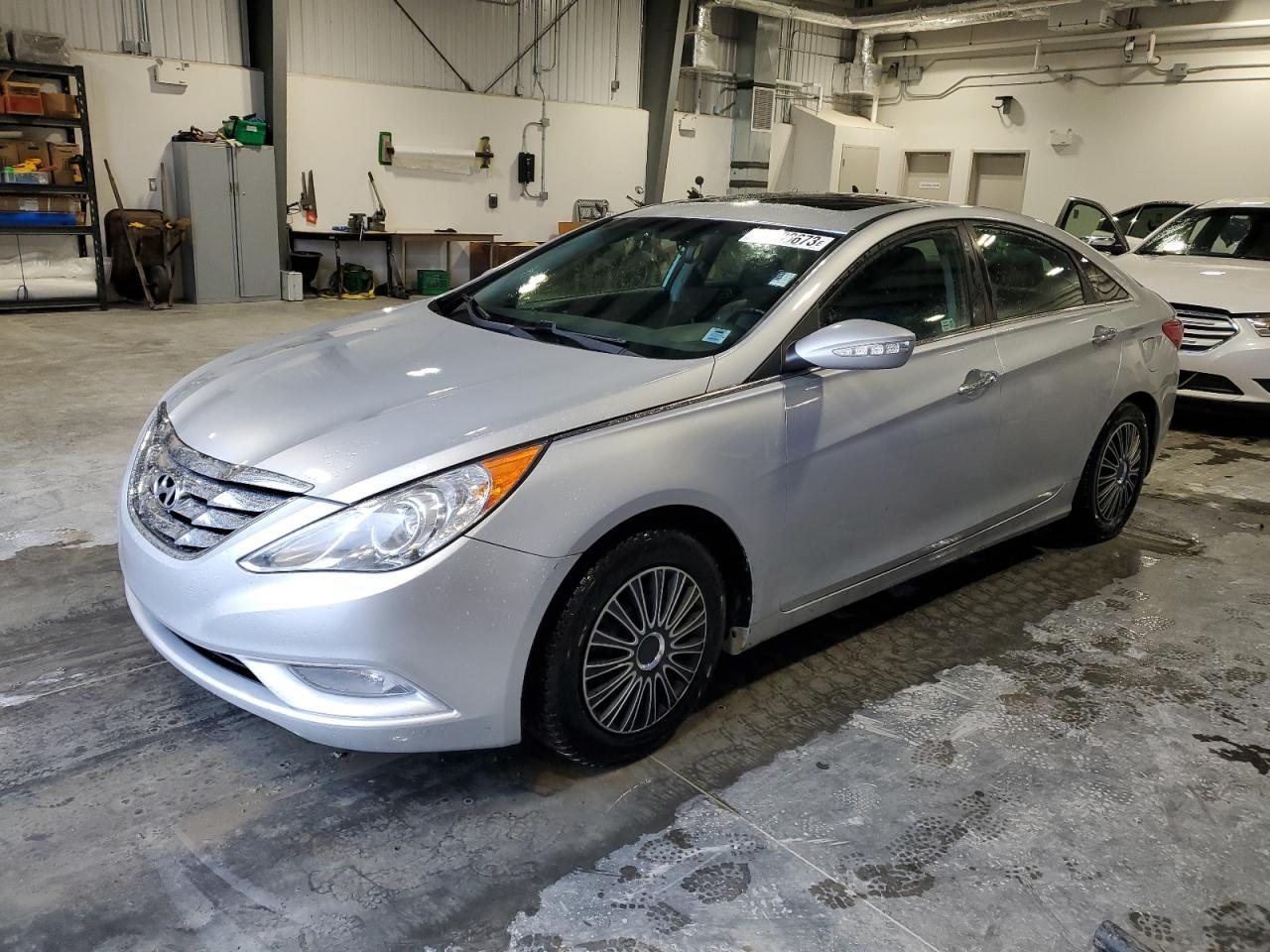 2011 HYUNDAI SONATA