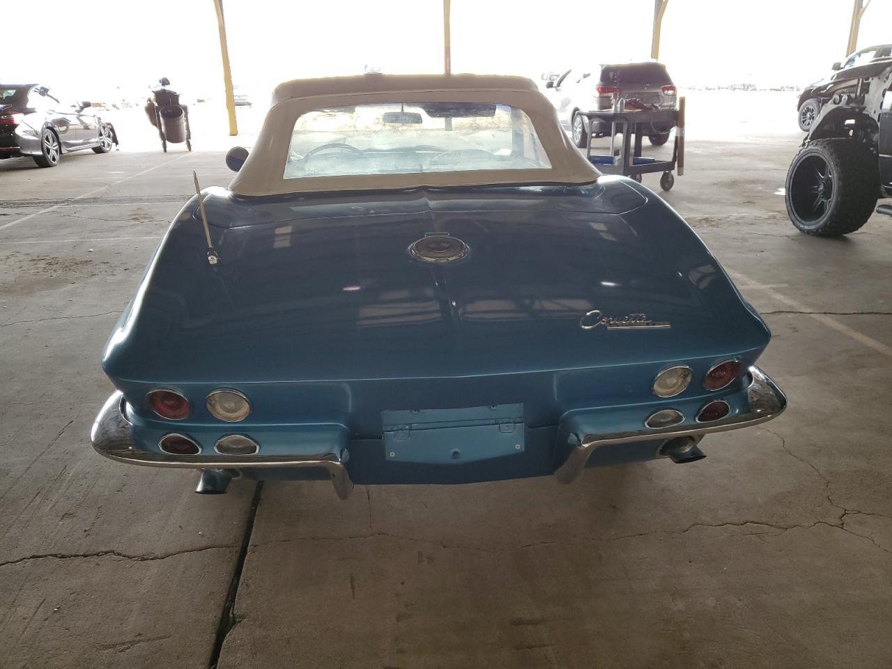 1965 CHEVROLET CORVETTE