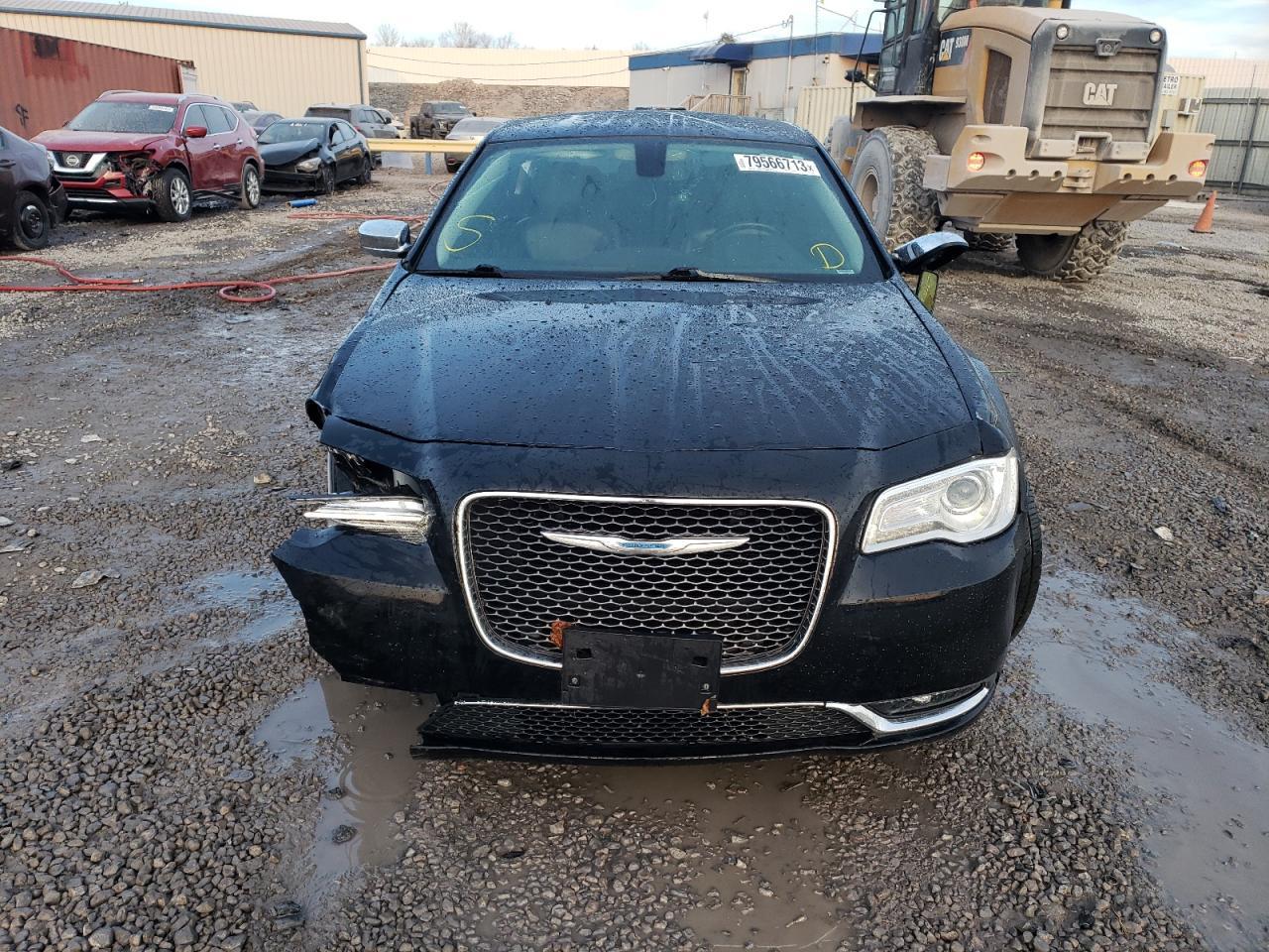 2018 CHRYSLER 300