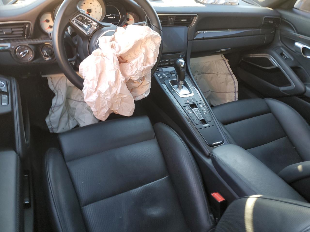 2018 PORSCHE 911